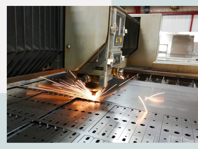 Лазерная резка металла в Барабинске от 609 руб.